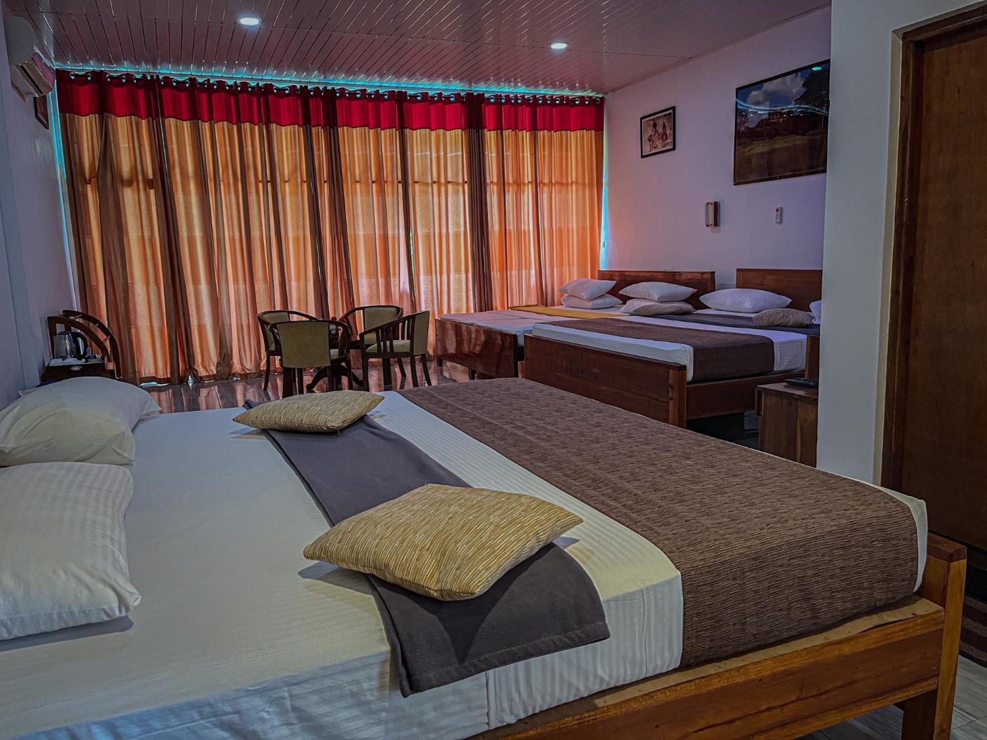 Acme Grand Hotel 哈伯勒内 外观 照片