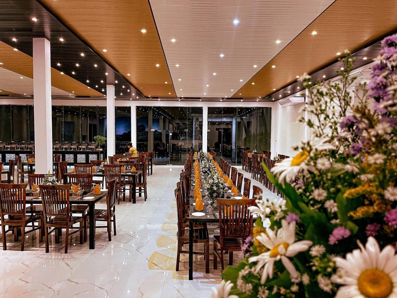 Acme Grand Hotel 哈伯勒内 外观 照片