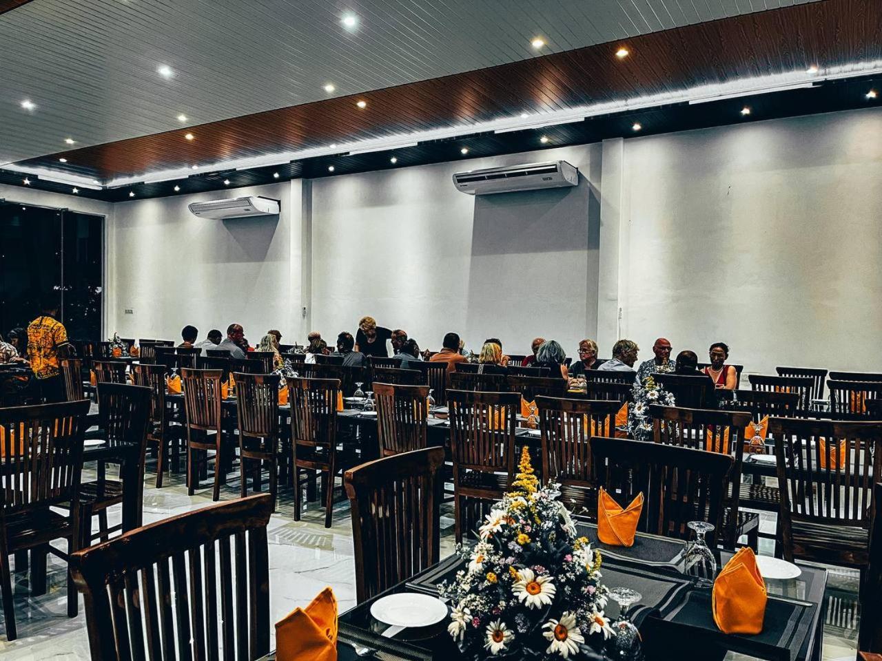Acme Grand Hotel 哈伯勒内 外观 照片